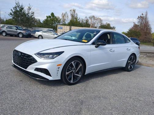 2022 Hyundai SONATA SEL Plus