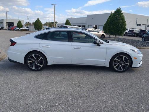 2022 Hyundai SONATA SEL Plus