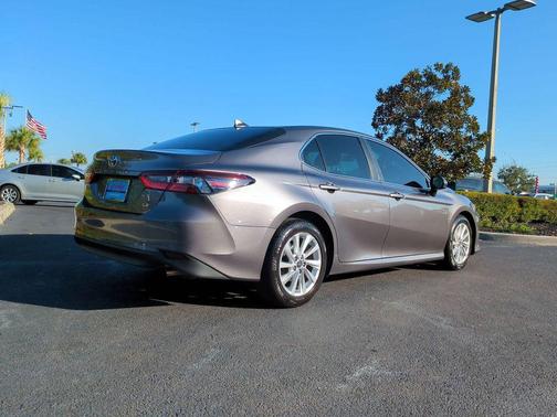 2021 Toyota Camry LE