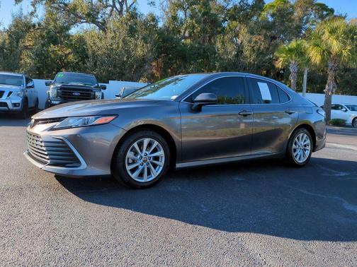 2021 Toyota Camry LE