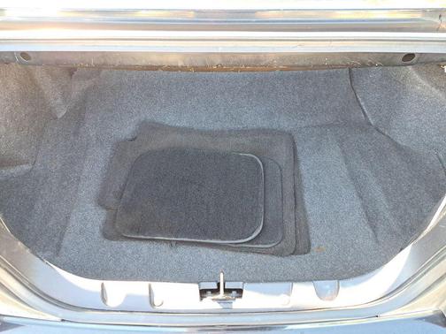 2007 Ford Mustang Deluxe