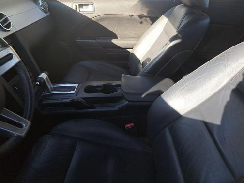 2007 Ford Mustang Deluxe
