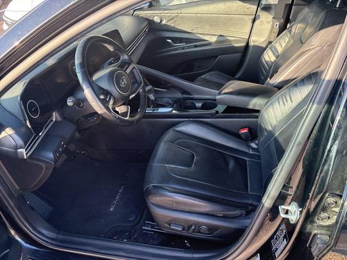 2022 Hyundai ELANTRA HEV Limited