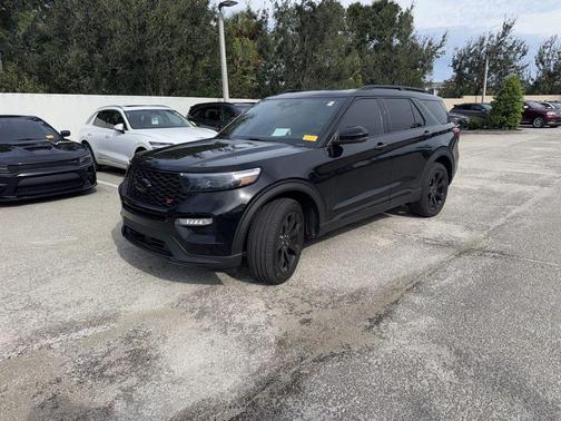 2023 Ford Explorer ST