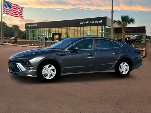 2025 Hyundai SONATA SE