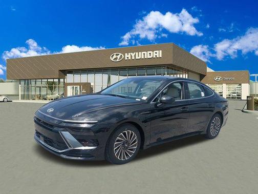 2024 Hyundai SONATA Hybrid Limited