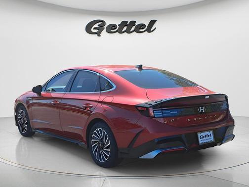2025 Hyundai SONATA Hybrid SE