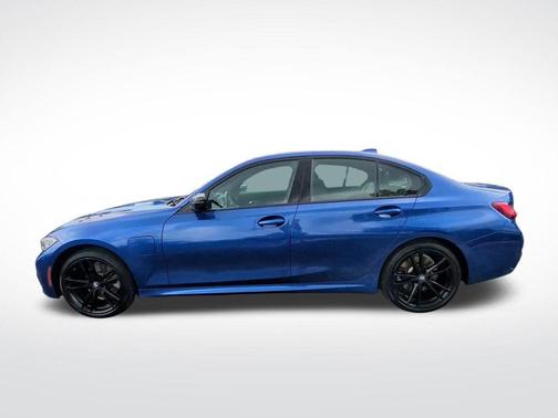 2021 BMW 330e Base