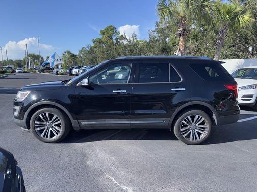 2017 Ford Explorer Platinum