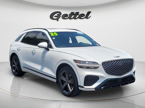Uyuni White 2025 Genesis GV70 3.5T AWD Sport