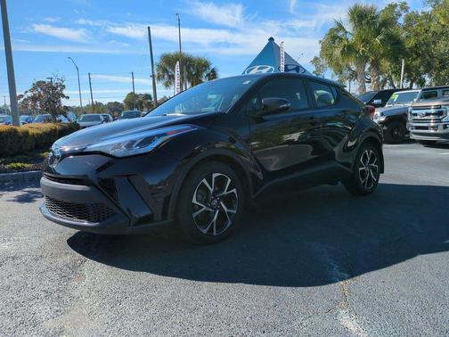 2021 Toyota C-HR LE