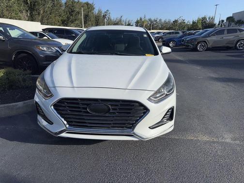 2018 Hyundai SONATA SEL