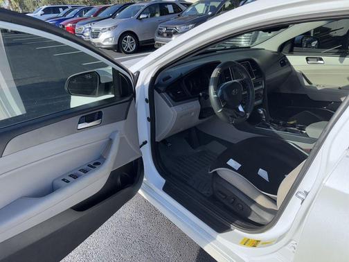 2018 Hyundai SONATA SEL