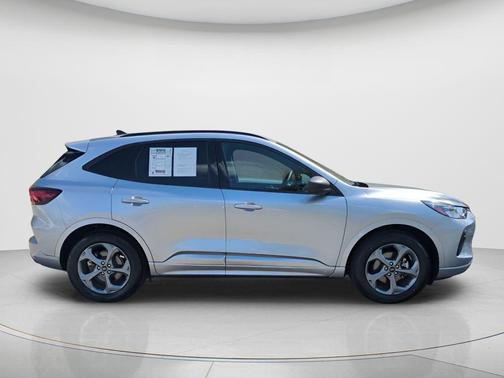 ICONIC SILVER METALLIC 2024 Ford Escape ST-Line