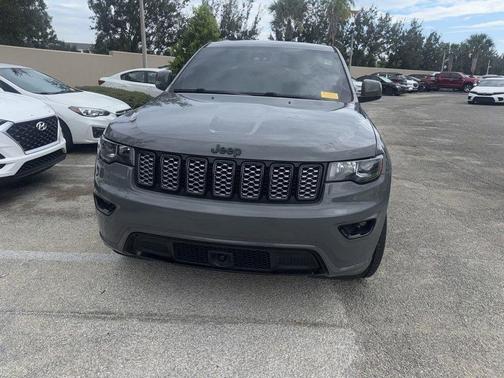 2020 Jeep Grand Cherokee Altitude