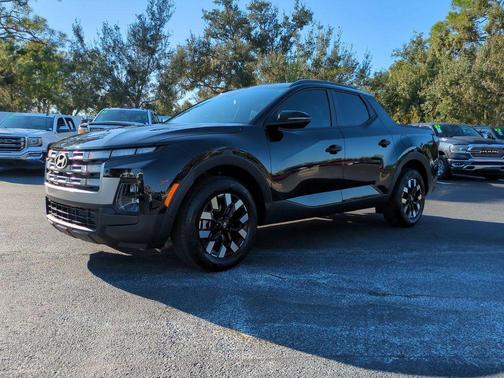 2025 Hyundai SANTA CRUZ SEL Activity