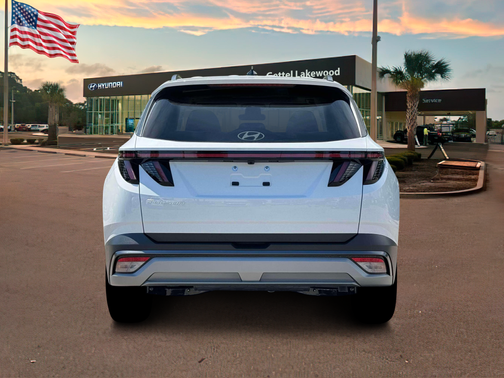 2026 Hyundai TUCSON SEL Premium