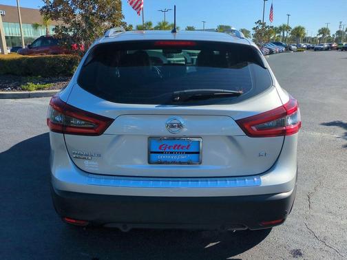 2020 Nissan Rogue Sport SL