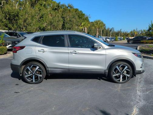 2020 Nissan Rogue Sport SL