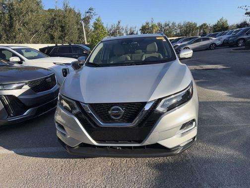 2020 Nissan Rogue Sport SL