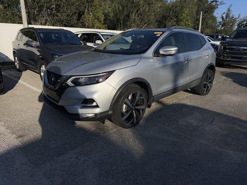 2020 Nissan Rogue Sport SL