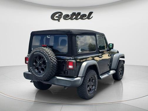 Black Clearcoat 2023 Jeep Wrangler Willys