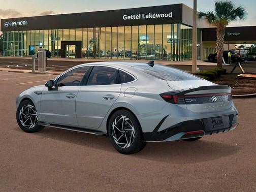 2026 Hyundai SONATA SEL