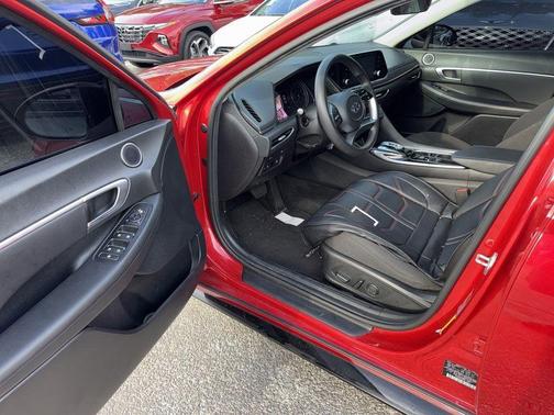 2021 Hyundai SONATA SEL