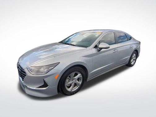 2023 Hyundai SONATA SE