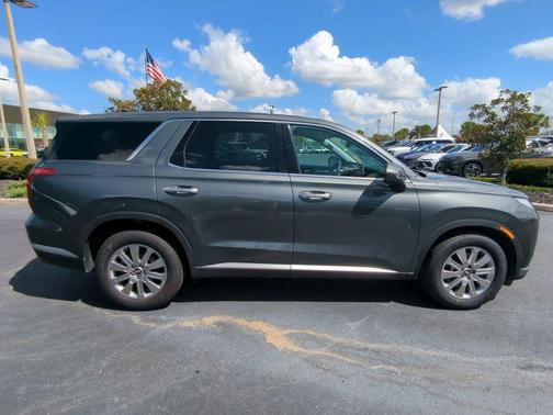 2023 Hyundai PALISADE SE