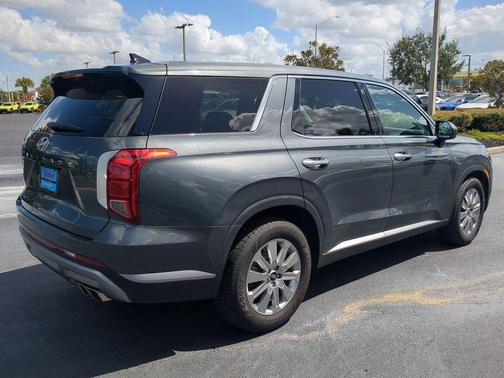 2023 Hyundai PALISADE SE