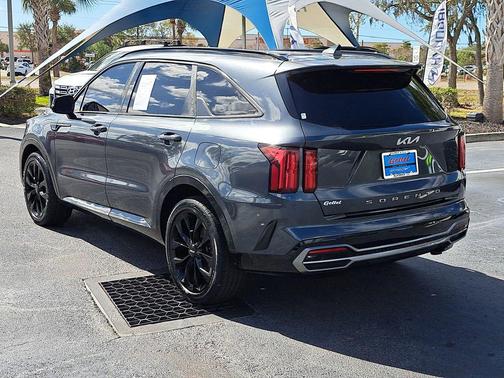2022 Kia Sorento SX