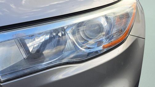 2016 Toyota Highlander Limited Platinum