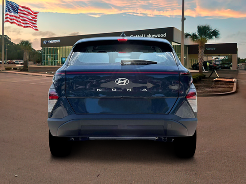 2026 Hyundai KONA SE