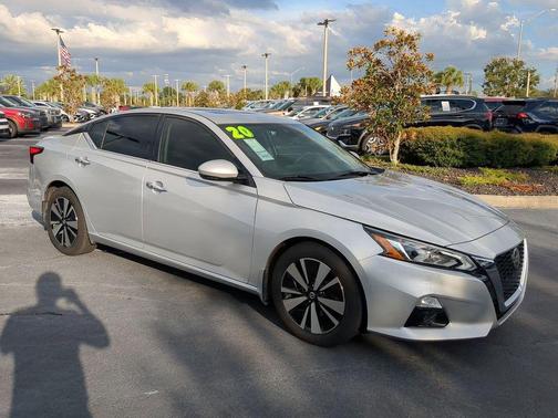 2020 Nissan Altima 2.5 SV