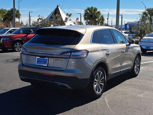 2020 Lincoln Nautilus Standard
