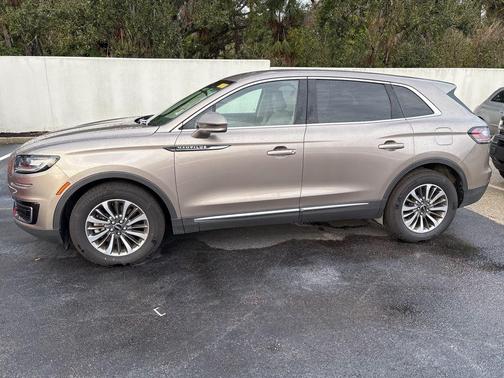 2020 Lincoln Nautilus Standard