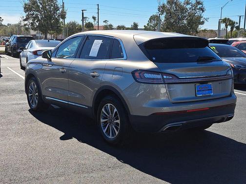 2020 Lincoln Nautilus Standard