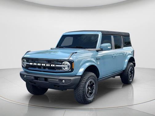 AREA 51 2022 Ford Bronco Outer Banks