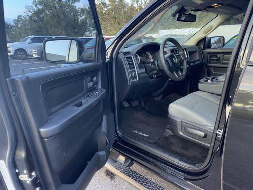 2016 RAM 1500 Tradesman/Express