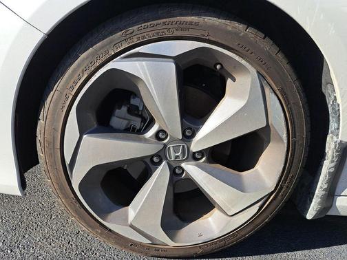 2020 Honda Accord Touring 2.0T