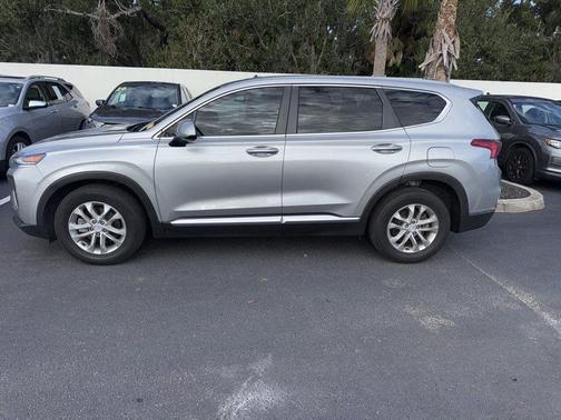 2020 Hyundai SANTA FE SE 2.4
