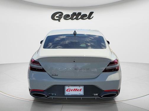 Vatna Gray 2025 Genesis G70 2.5T RWD