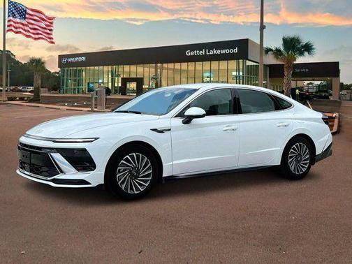 2024 Hyundai SONATA Hybrid SE