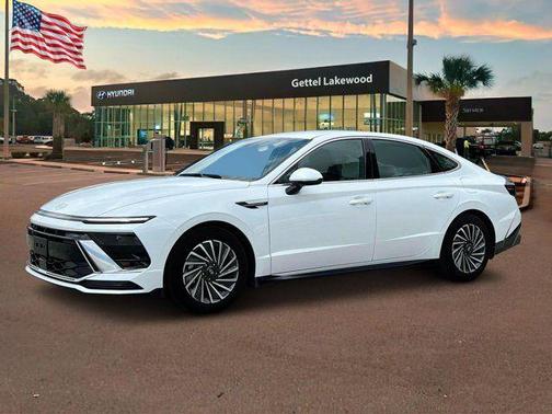 2024 Hyundai SONATA Hybrid SE