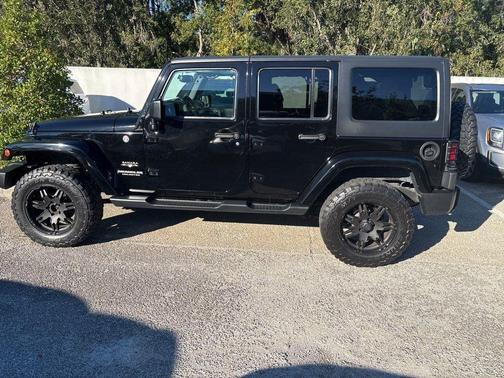 2016 Jeep Wrangler Unlimited Sahara
