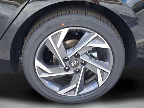 2026 Hyundai ELANTRA HEV Limited