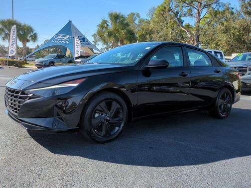2023 Hyundai ELANTRA HEV Blue