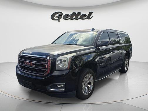 Onyx Black 2017 GMC Yukon XL SLE