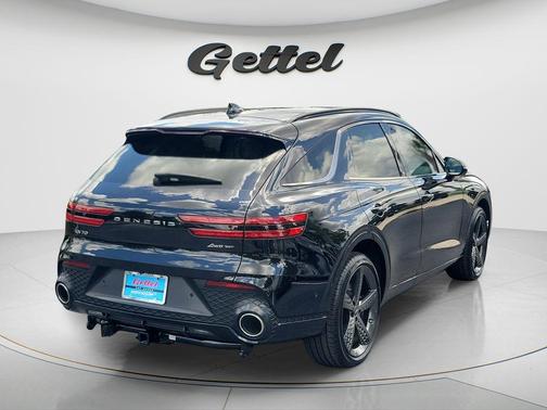 Vik Black 2025 Genesis GV70 3.5T AWD Sport